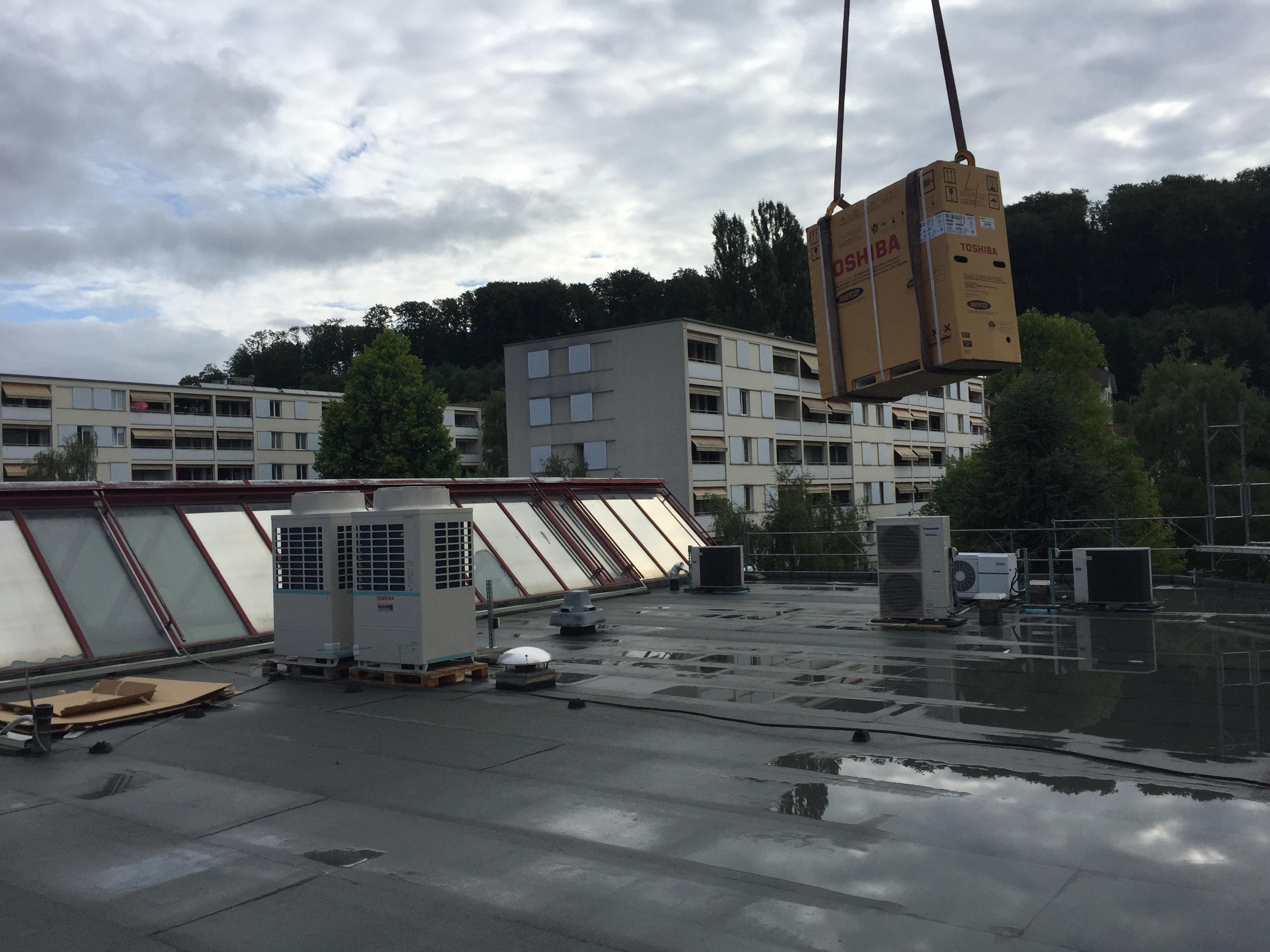 Levage de bois en hauteur dans le Jura — SAS POLYVIER